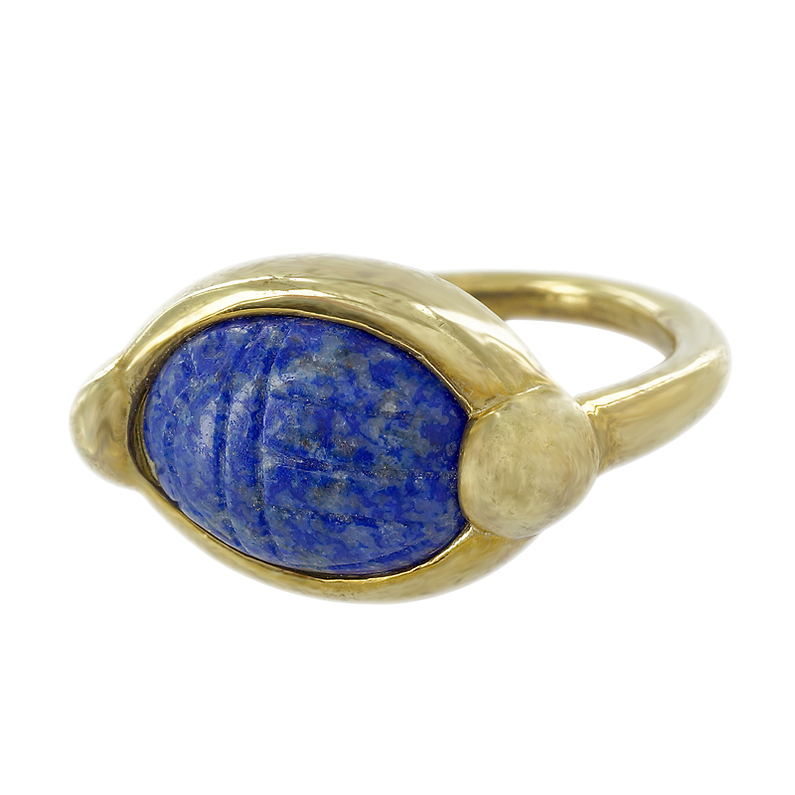 Scarab ring with the name of Queen Iahhetep