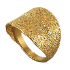 Laurel leaf ring