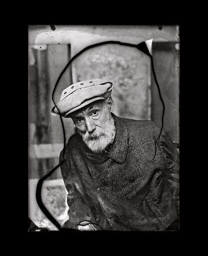 Pierre-Auguste Renoir dans un de ses ateliers