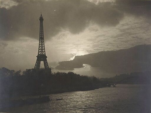 La Tour Eiffel la nuit
