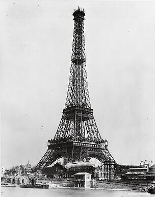 La Tour jusqu'au 3e étage et le début du lanternon