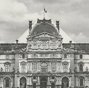 Le Louvre revu par JR, 20 juin 2016 © Pyramide, architecte I.M. Pei, musée du Louvre, Paris, France