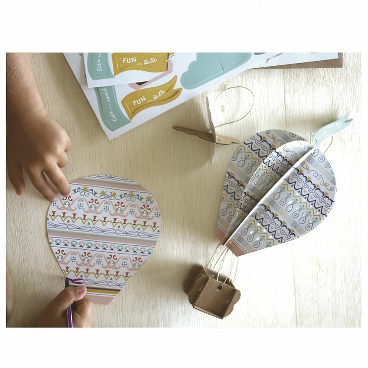Kit créatif 4 Montgolfières + 4 nuages à créer - Pirouette cacahouète