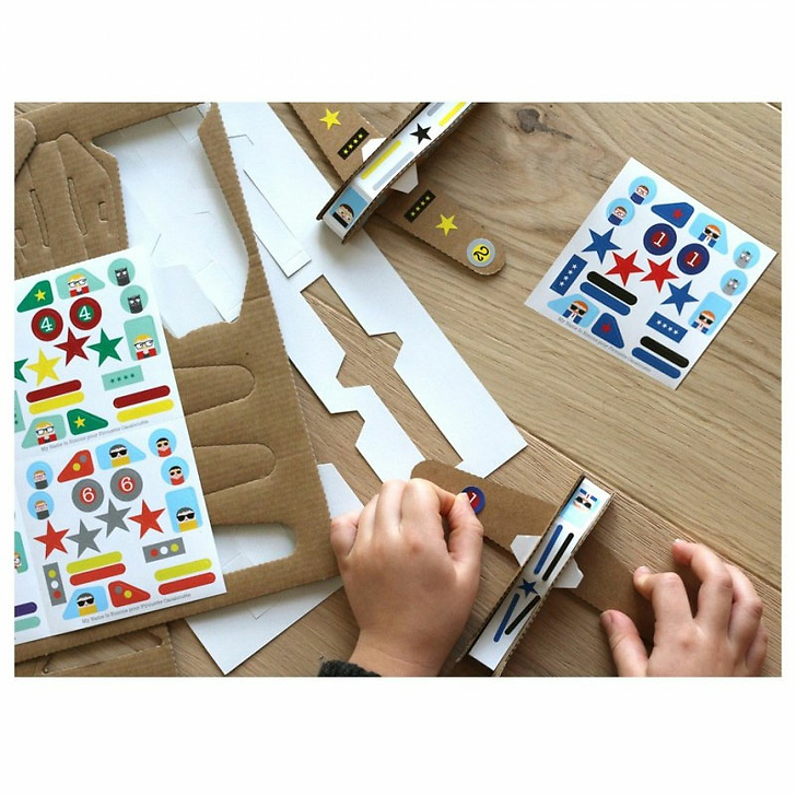 Kit créatif 6 avions à construire + Stickers - Pirouette cacahouète