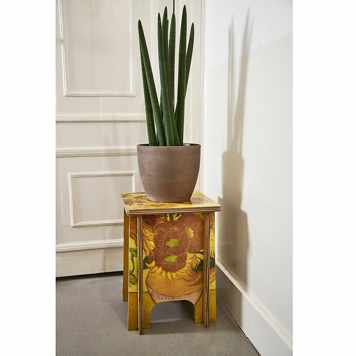 Cardboard Stool Vincent van Gogh - Sunflowers - Unfold x Van Gogh Museum Amsterdam®