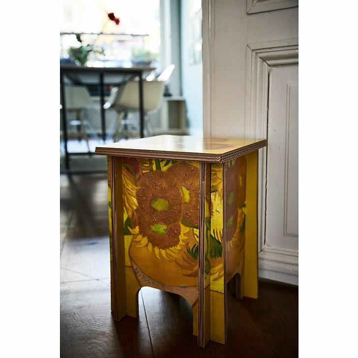 Cardboard Stool Vincent van Gogh - Sunflowers - Unfold x Van Gogh Museum Amsterdam®