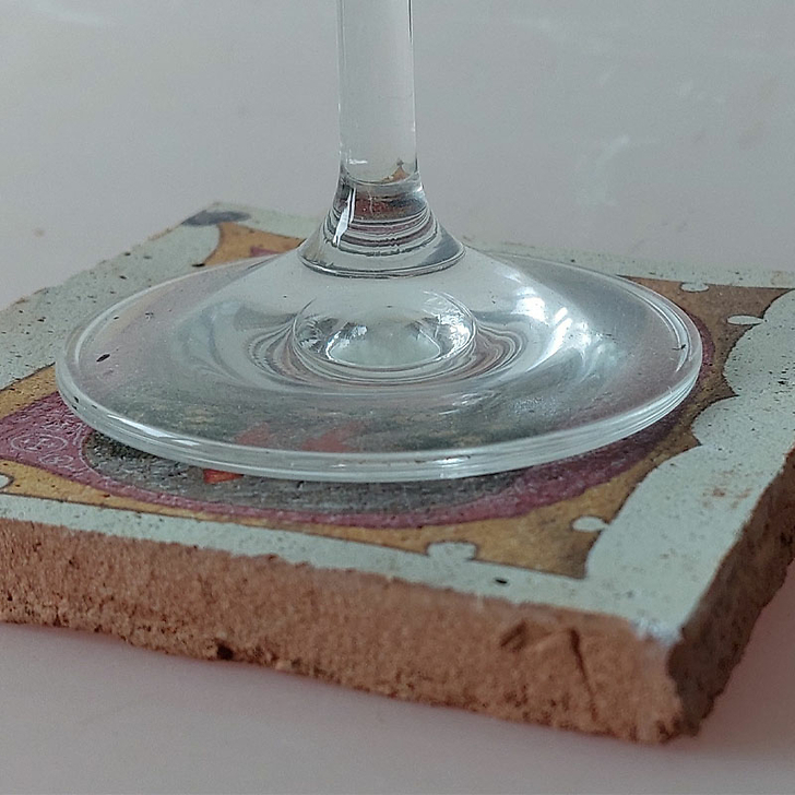 Dessous de verre en terre cuite - Bibliothèque