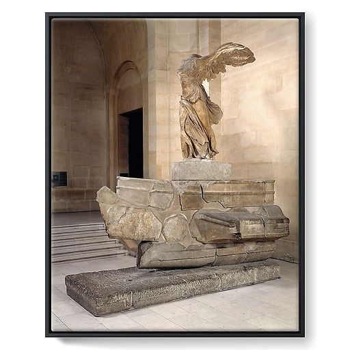 Winged victory (framed canvas)