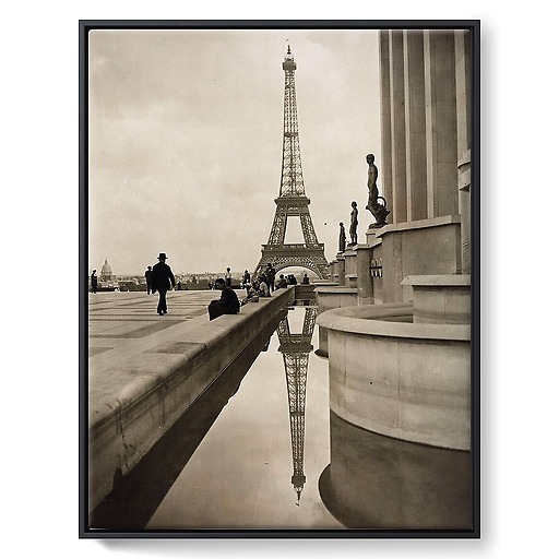 The Eiffel Tower from the Palais de Chaillot (framed canvas)
