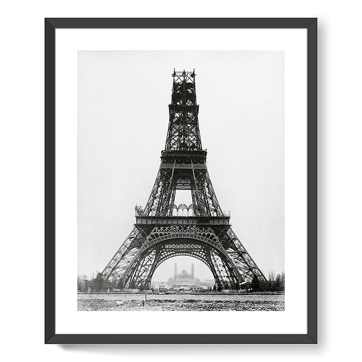 La Tour jusque presque la plateforme intermédiaire entre le 2e et 3e étage (affiches d'art encadrées)