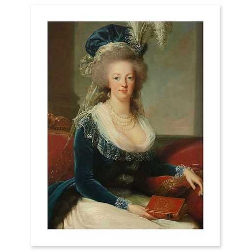 Reine Marie-Antoinette assise, en manteau bleu et robe blanche, tenant un livre à la main (affiches d'art)