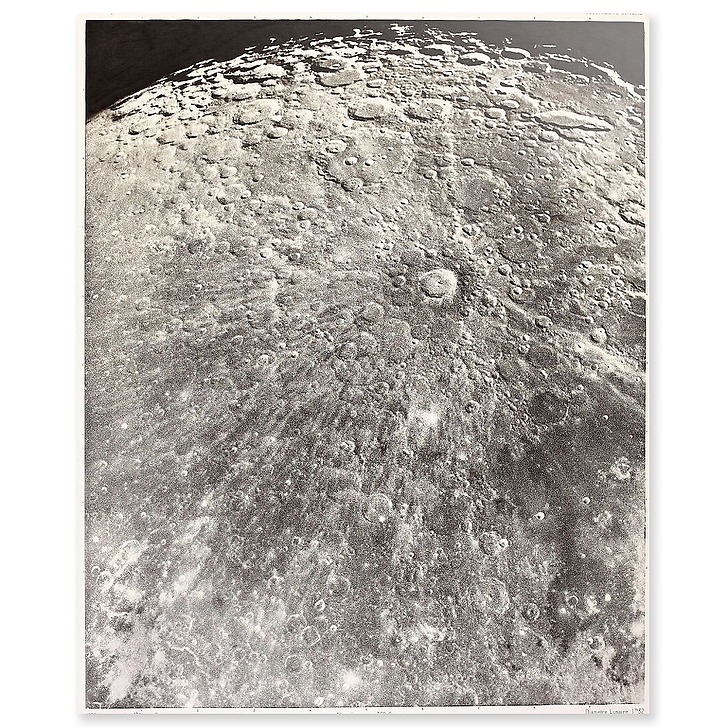 Atlas photographique de la lune, rayonnement de Tycho, phase croissante (acrylic panels)