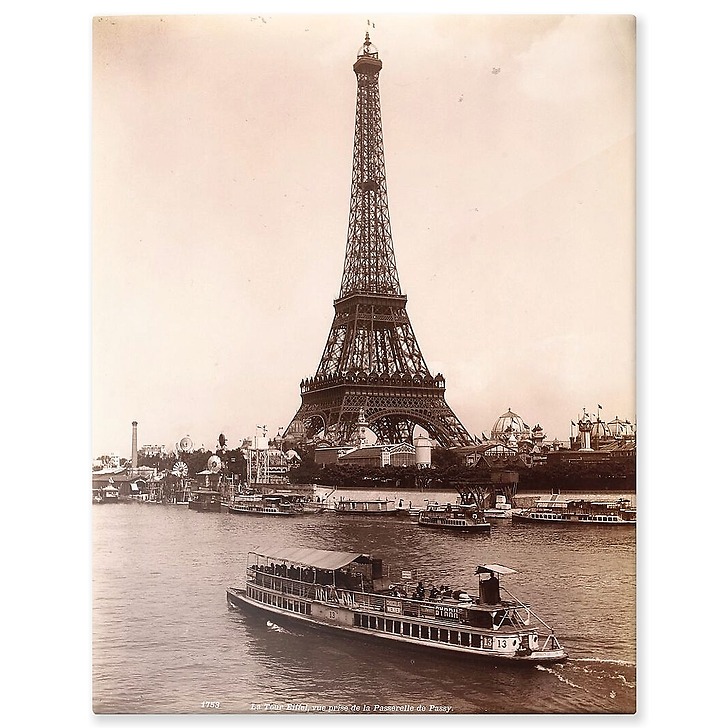 1753, main view of the Passy footbridge (aluminium panels)