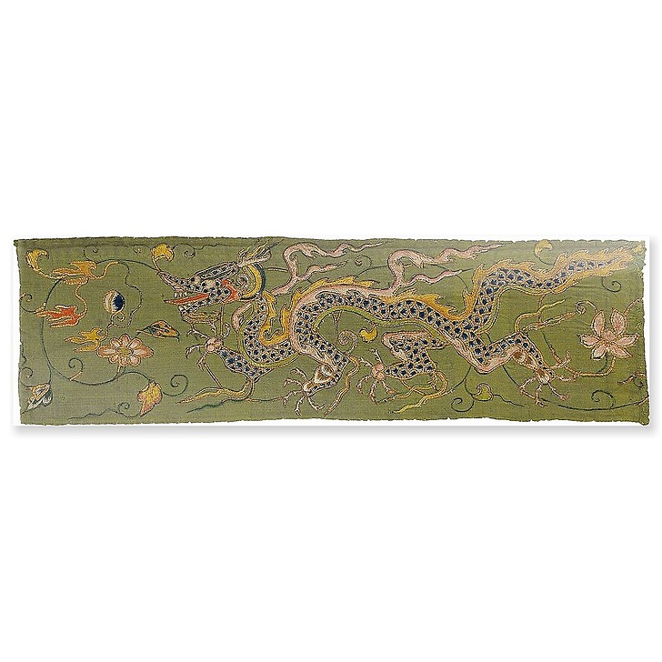 Fragment de tissu brodé (probablement d'un vêtement) (acrylic panels)