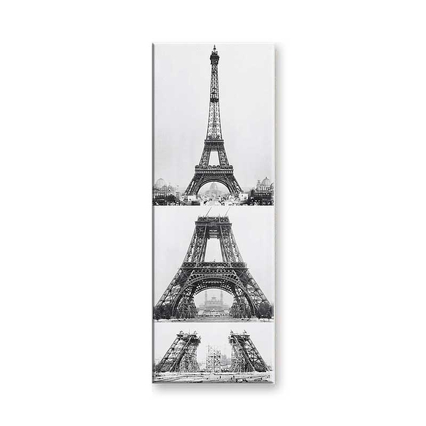 Tour Eiffel en construction