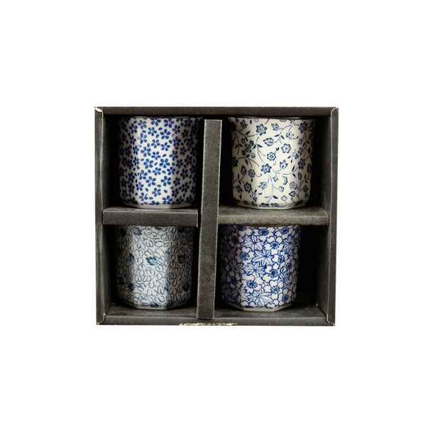 Set of 4 sake cups Flowers