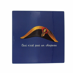 Blue lacquered wooden box - Ceci n'est pas un chapeau