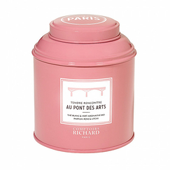 White Tea Tendre rencontre au Pont des arts - Comptoirs Richard Paris