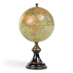 Versailles Globe