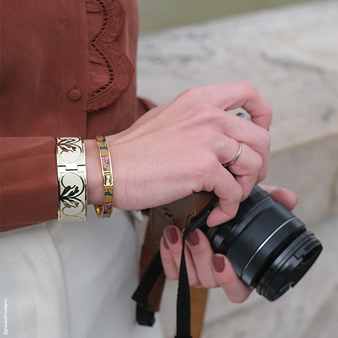 Bracelet jonc avec fermoir Roses - Château de Versailles
