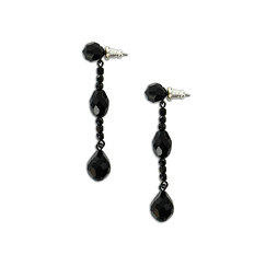 Boucles d'oreilles Jeune femme se poudrant