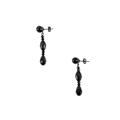 Boucles d'oreilles Jeune femme se poudrant