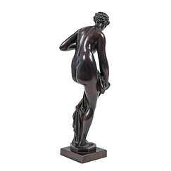 Baigneuse ou Vénus sortant du bain - Bronze
