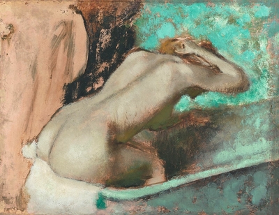 Femme assise sur le rebord d' une baignoire et s'épongeant le cou